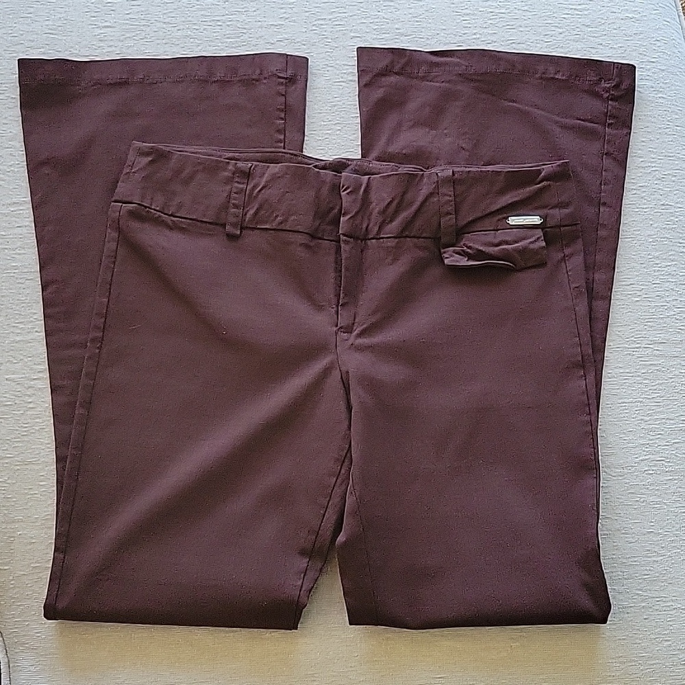 URBAN OUTFITTERS brown wide legged dress pants. Stretchy.  Size XL.